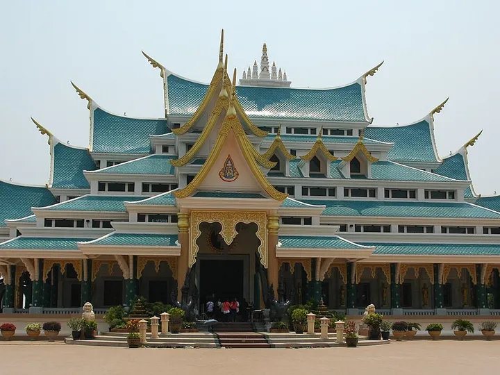 วิหารวัดป่าภูก้อน อำเภอนายูง อุดรธานี