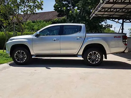 Mitsubishi Triton for rent in Udon Thani – photo 4