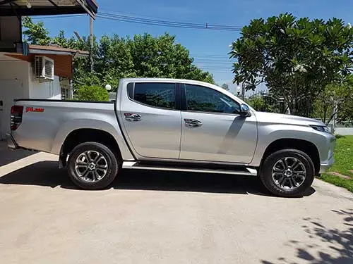 Mitsubishi Triton for rent in Udon Thani – photo 5