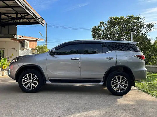Toyota Fortuner for rent in Udon Thani – photo 10