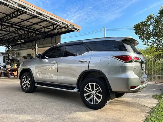 Toyota Fortuner for rent in Udon Thani – photo 9