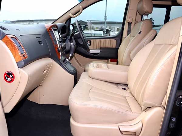 Hyundai H1, side view